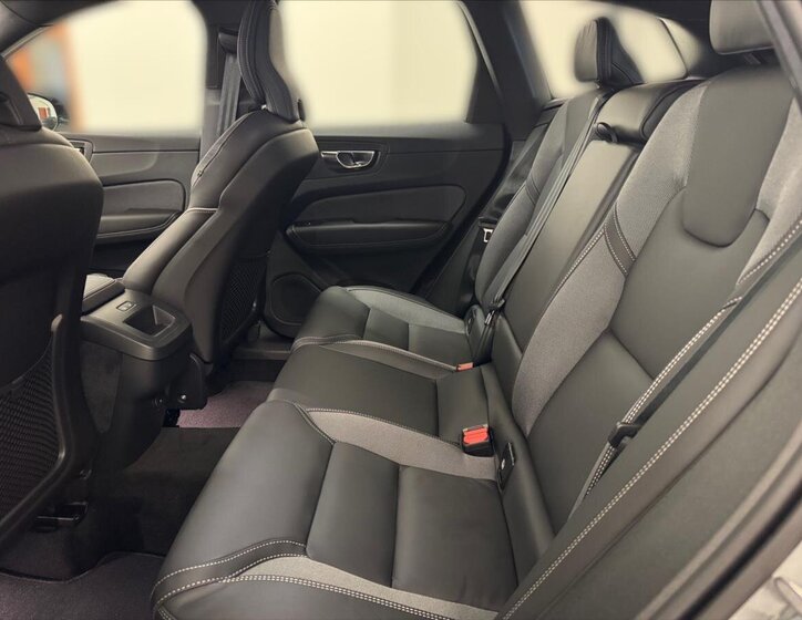 Volvo XC60 SUV 2,0 l 145 kw