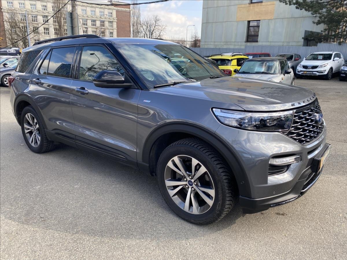 Ford Explorer SUV / Terénní 3,0 l 267 kw