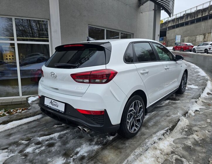 Hyundai i30 Hatchback 1,5 l 70 kw