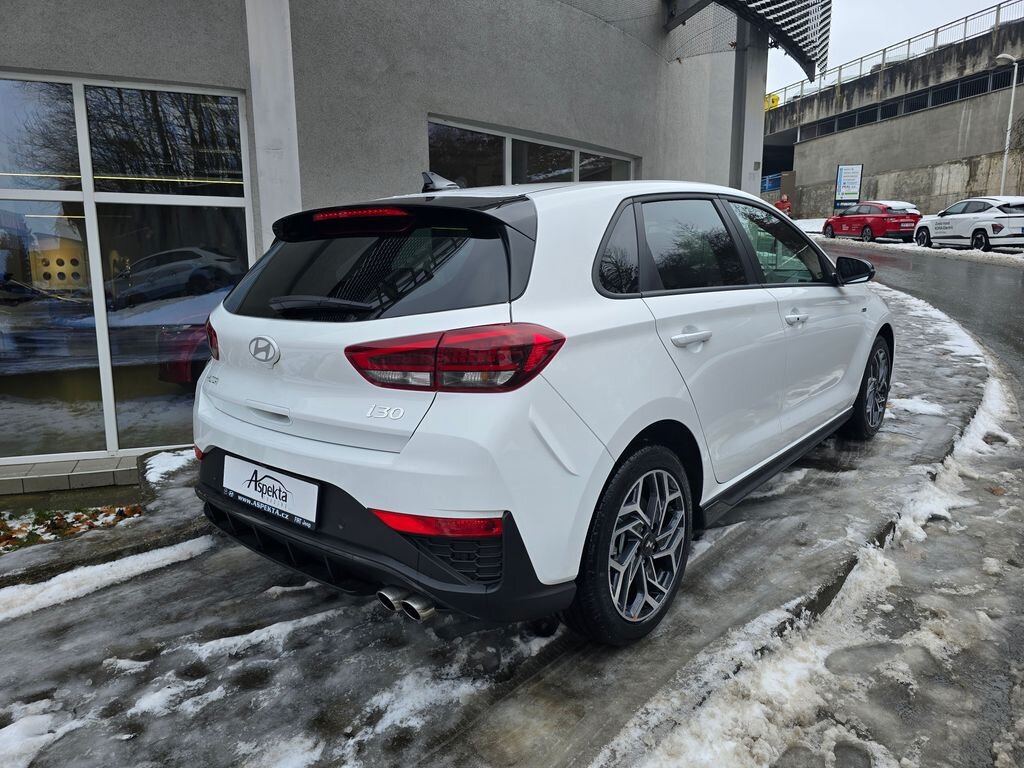 Hyundai i30 Hatchback 1,5 l 70 kw