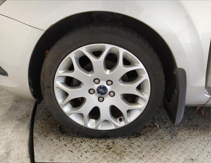 Ford Focus Hatchback 1,6 l 74 kw