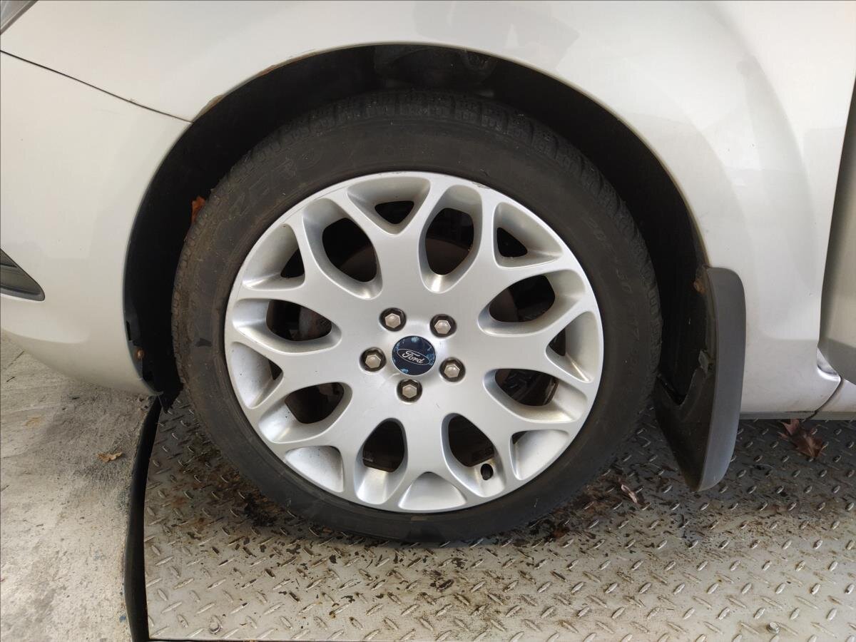 Ford Focus Hatchback 1,6 l 74 kw