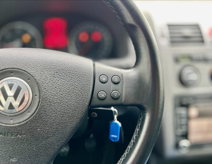 Volkswagen Touran 28