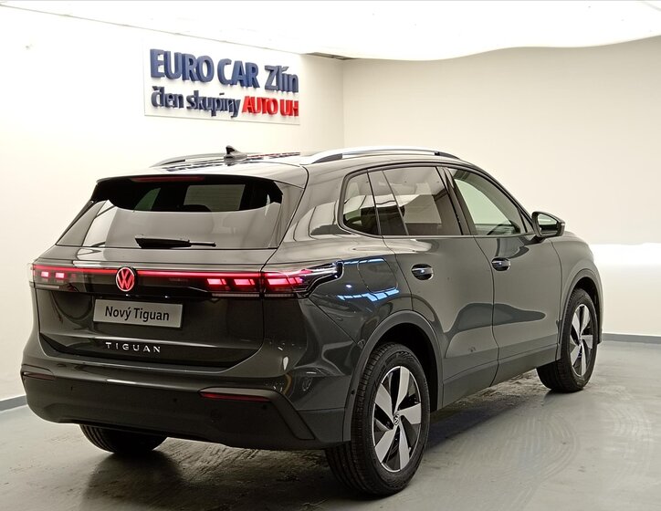 Volkswagen Tiguan SUV / Terénní 2,0 l 110 kw
