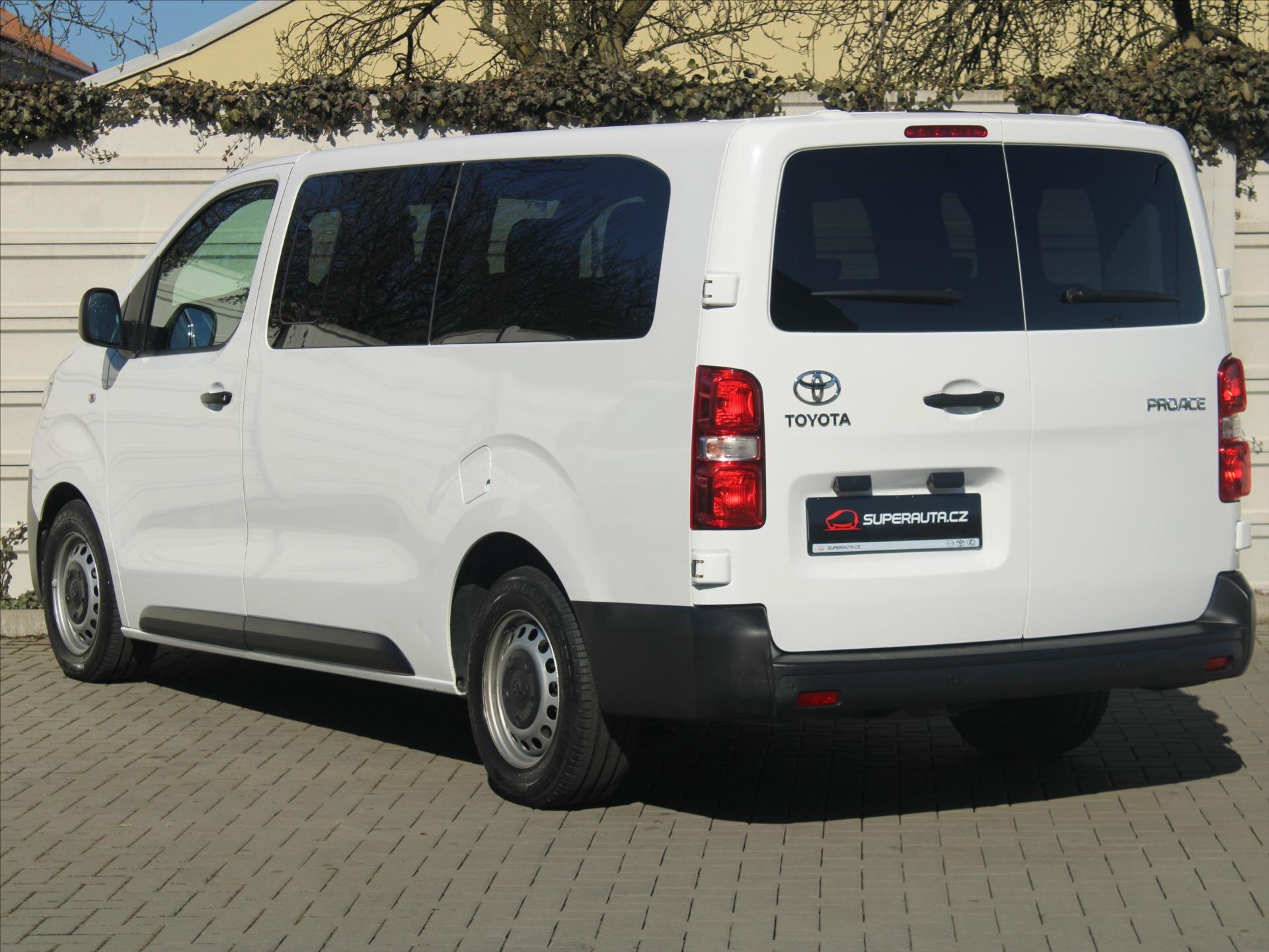 Toyota ProAce Kombi 2,0 l 106 kw