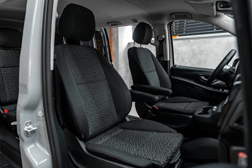 Mercedes-Benz Vito VAN / Minibus 2,0 l 174 kw