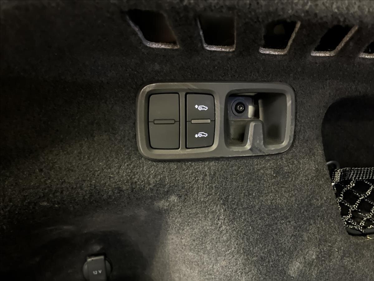 Audi Q8 SUV 3,0 l 210 kw