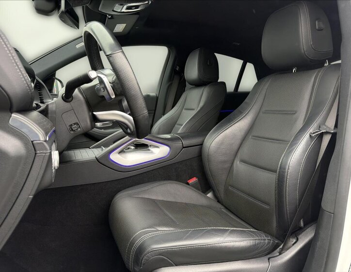 Mercedes-Benz GLE 10