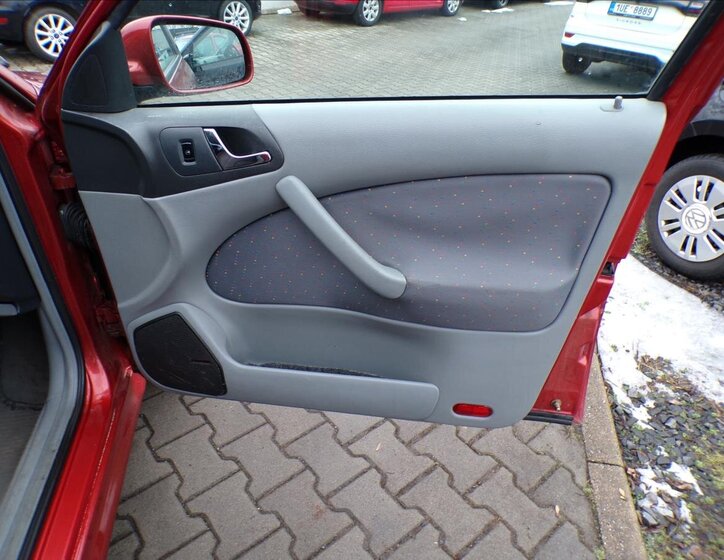 Škoda Octavia Liftback 1,6 l 75 kw