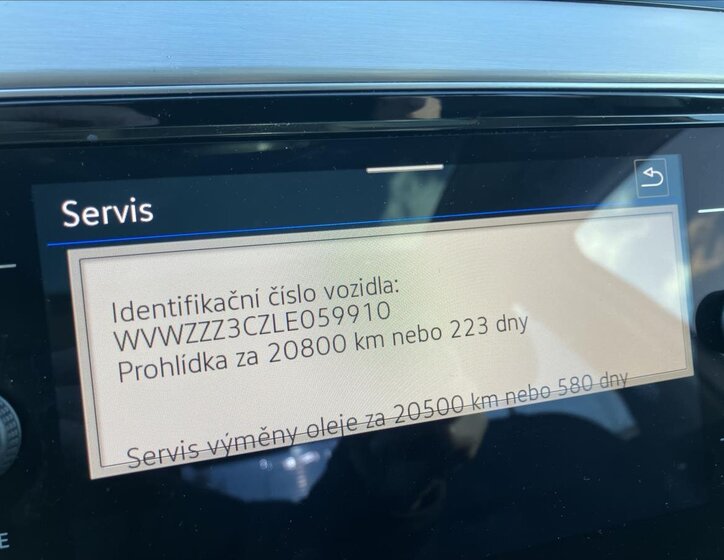 Volkswagen Passat Sedan / Limuzína 2,0 l 110 kw