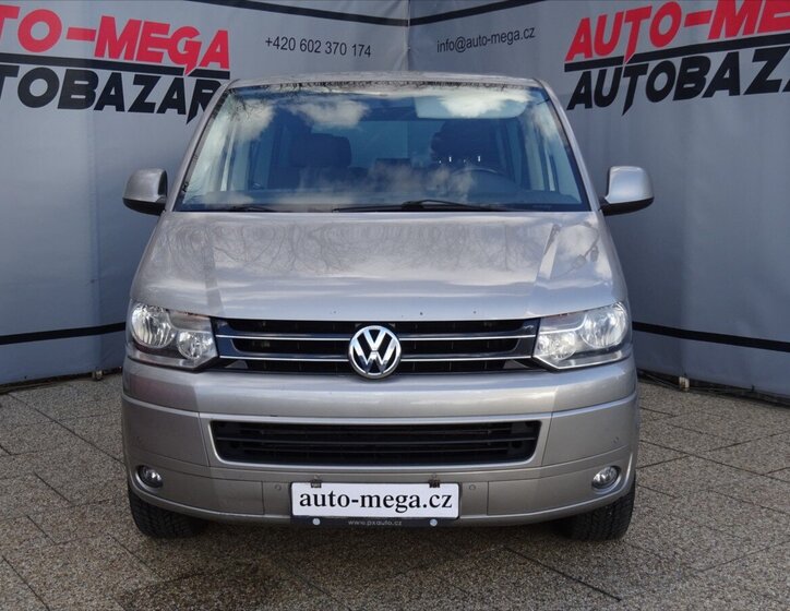 Volkswagen Multivan 2