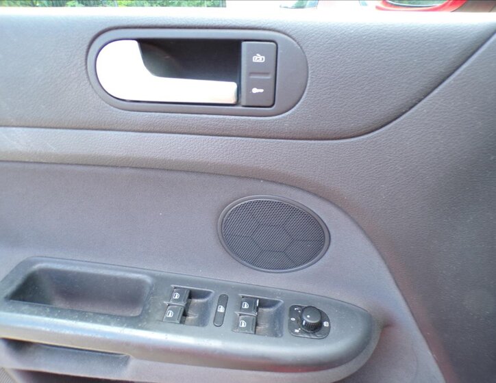 Volkswagen Golf Plus 11