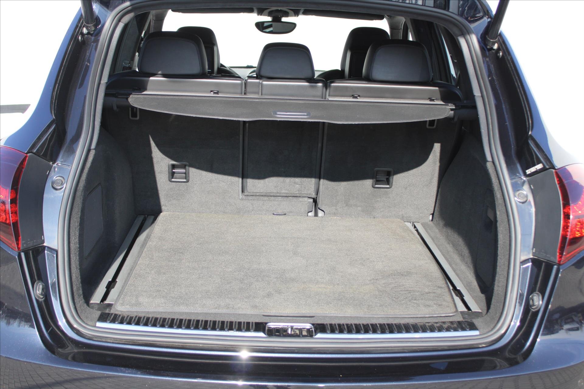 Porsche Cayenne SUV / Terénní 4,8 l 397 kw