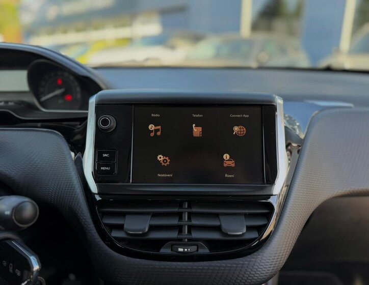 Peugeot 2008 SUV / Terénní 1,2 l 60 kw