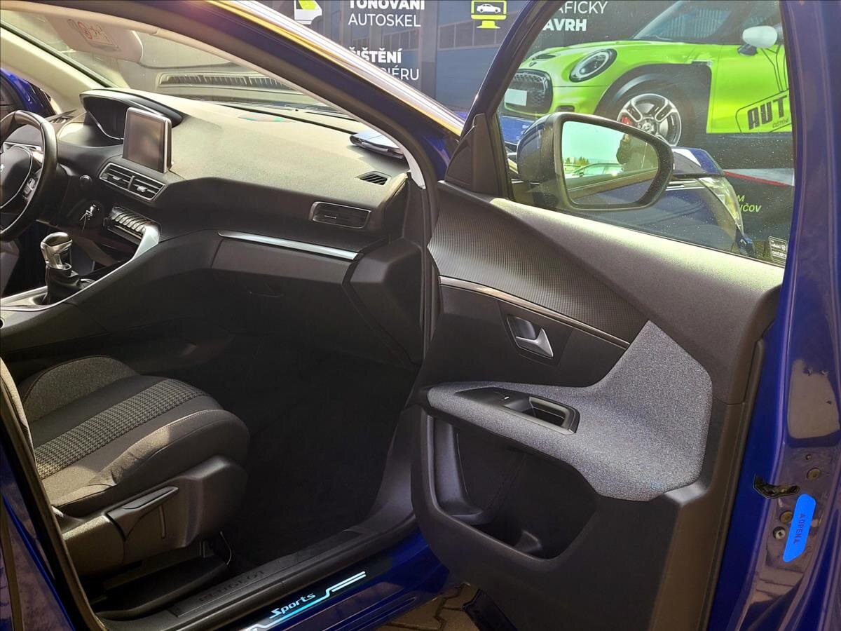 Peugeot 3008 SUV / Terénní 1,5 l 96 kw
