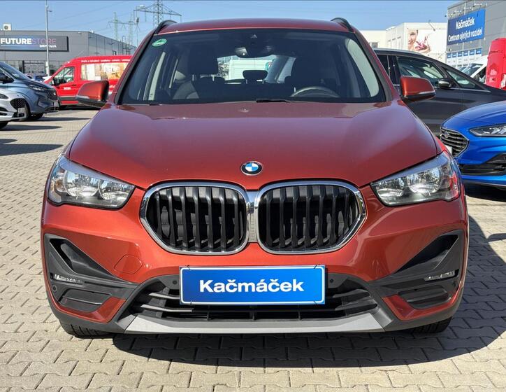 BMW X1 8