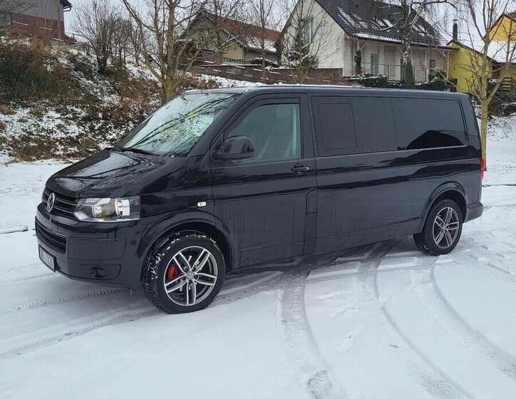 Volkswagen Caravelle VAN-Minibus 2,0 l 103 kw