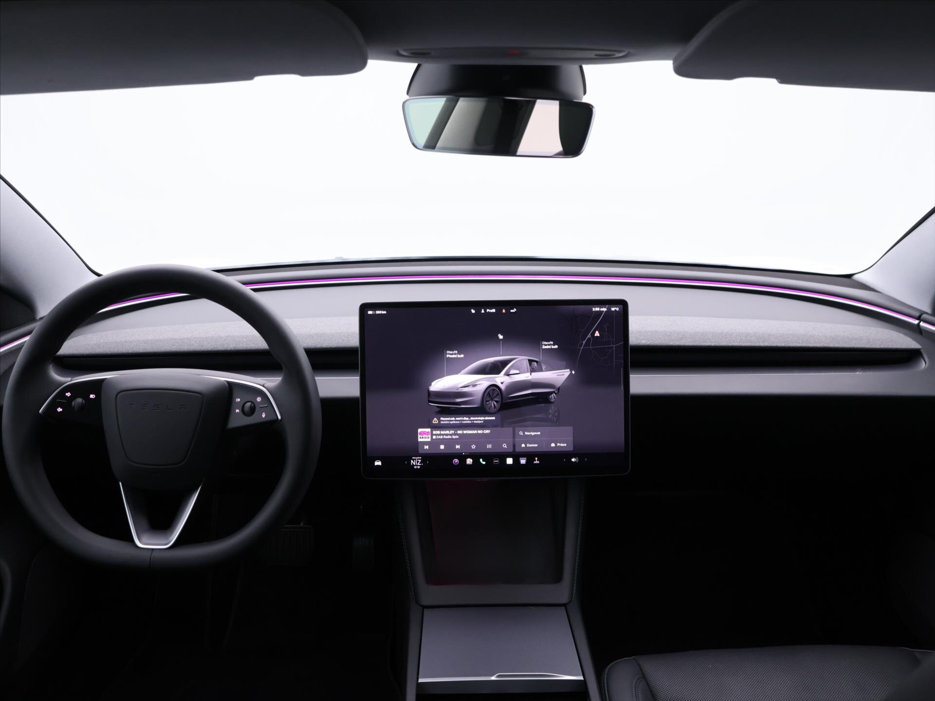 Tesla Model 3 Sedan / Limuzína 0,0 208 kw