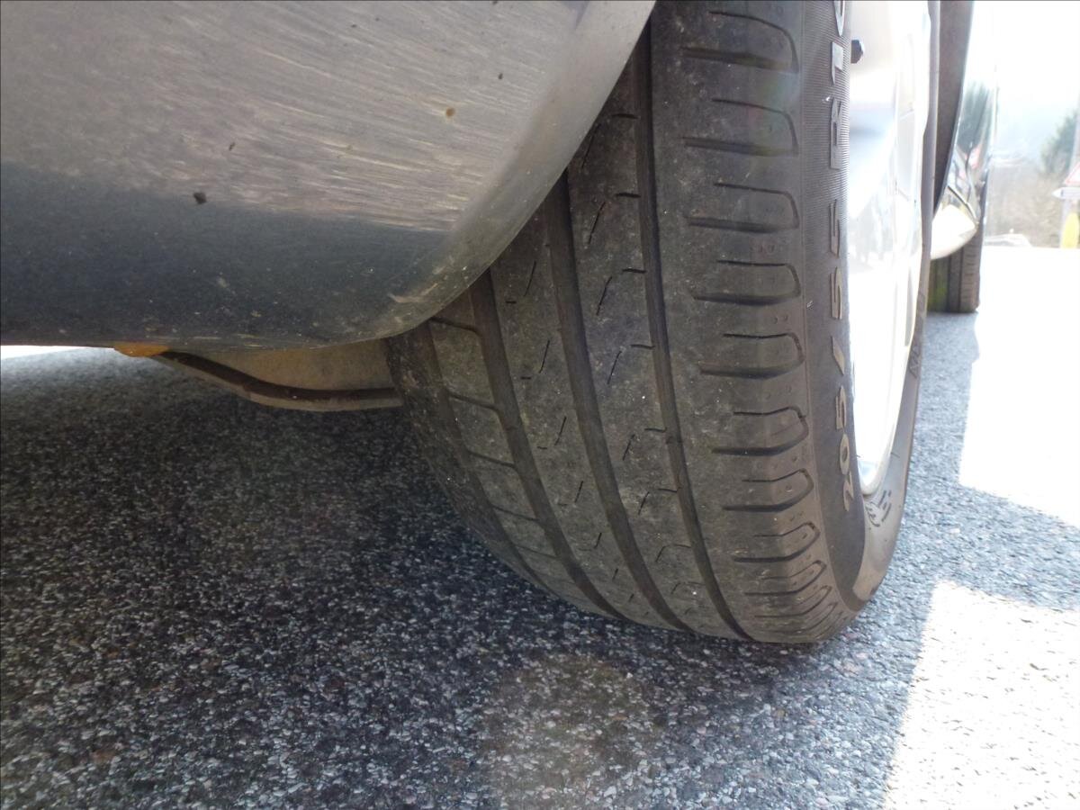 Škoda Octavia Kombi 1,8 l 118 kw