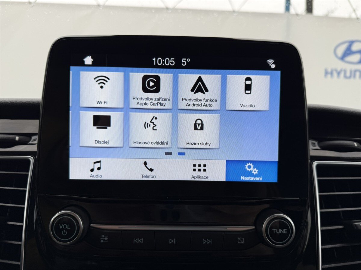 Ford Tourneo Custom MPV 2,0 l 125 kw