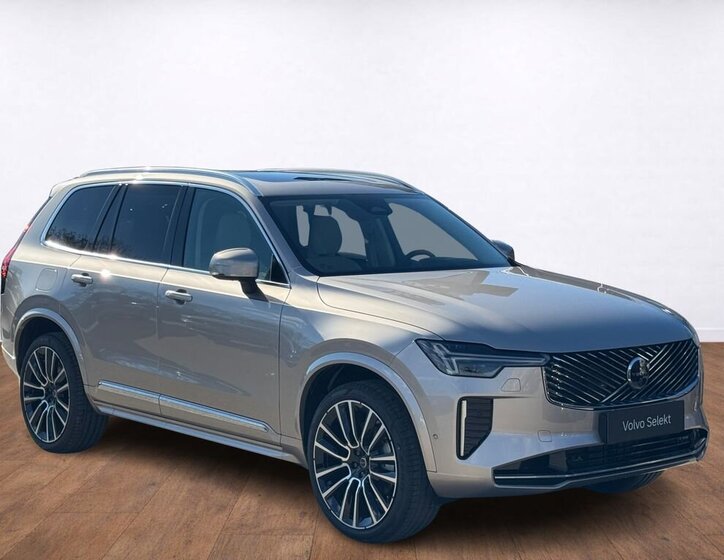 Volvo XC90 SUV / Terénní 2,0 l 184 kw