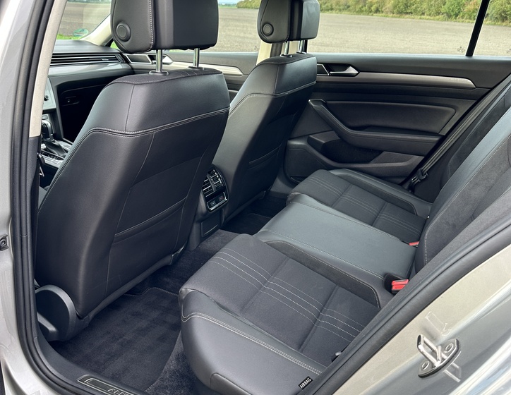 Volkswagen Passat 13