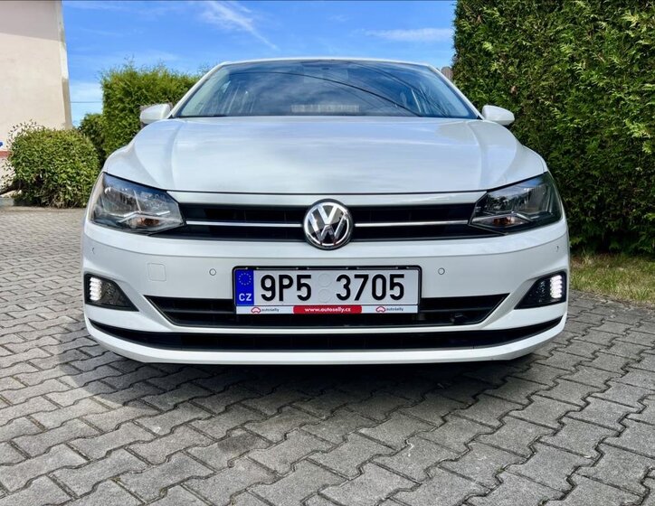 Volkswagen Polo Hatchback 999,0 70 kw