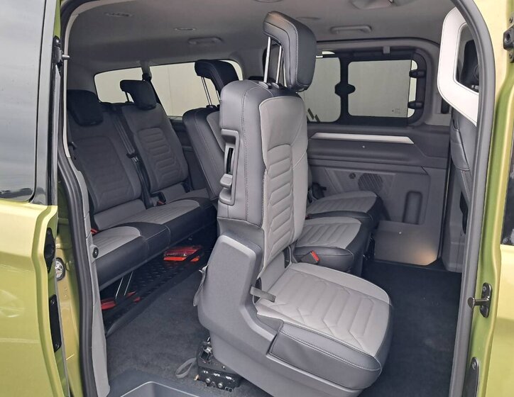 Volkswagen Caravelle Kombi 2,0 l 125 kw