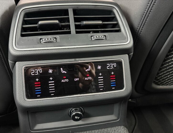 Audi A6 Allroad Kombi 3,0 l 253 kw