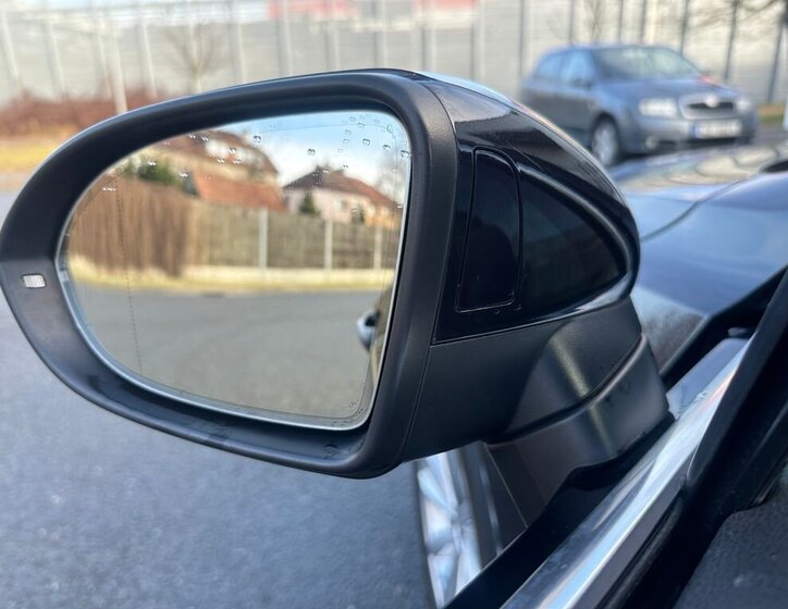 Volkswagen Passat Kombi 2,0 l 110 kw