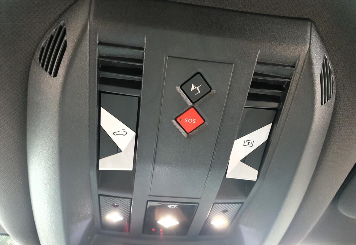 DS Automobiles DS7 Crossback