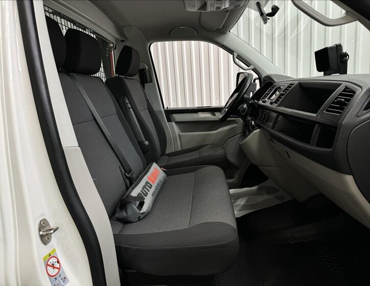 Volkswagen Transporter Valník 2,0 l 110 kw