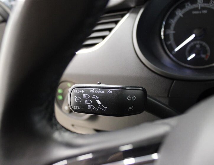 Škoda Octavia Sedan / Limuzína 1,6 l 85 kw