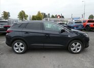 Opel Grandland X SUV / Terénní 1,2 l 96 kw