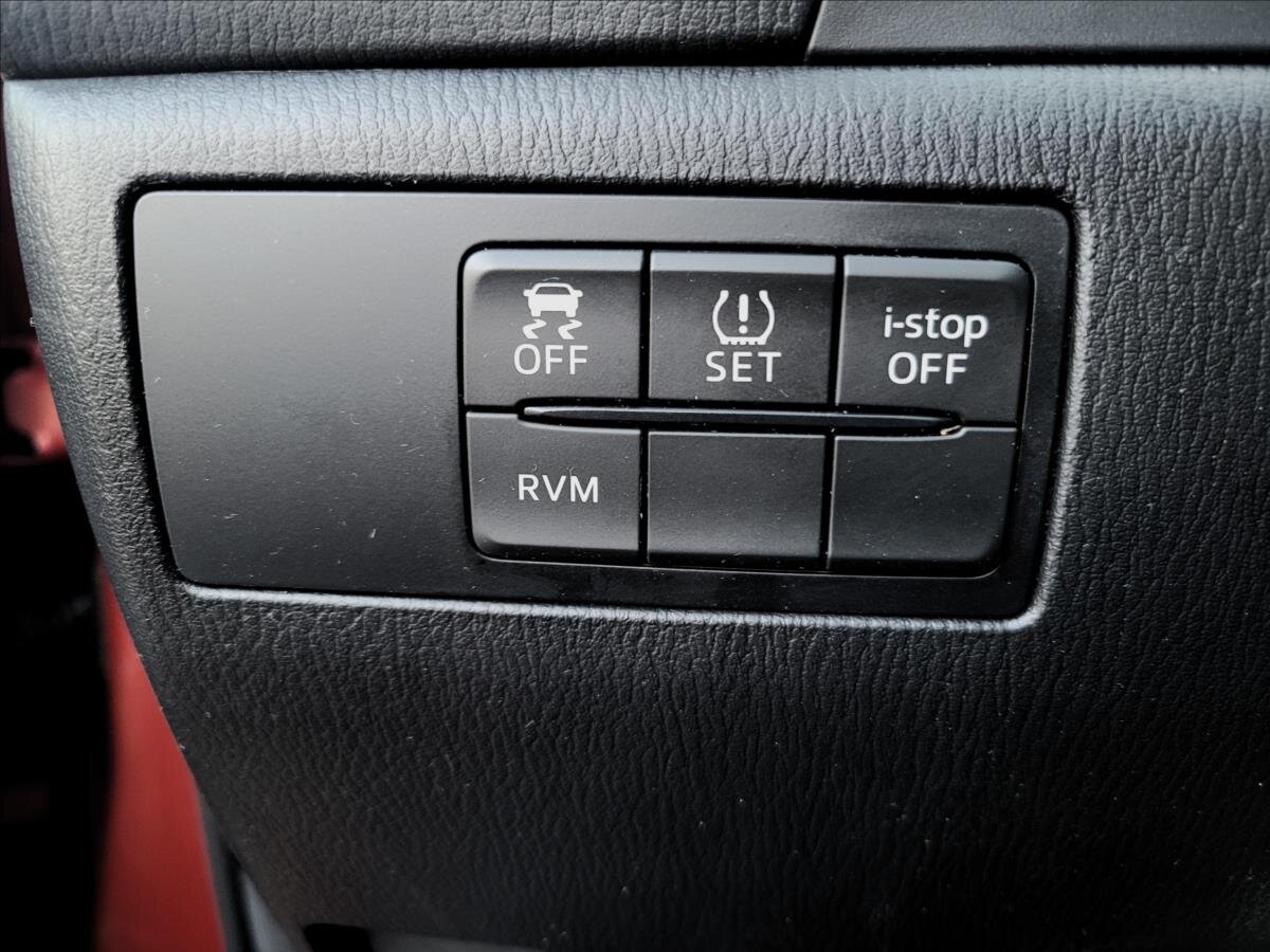 Mazda 3 Sedan / Limuzína 2,0 l 88 kw