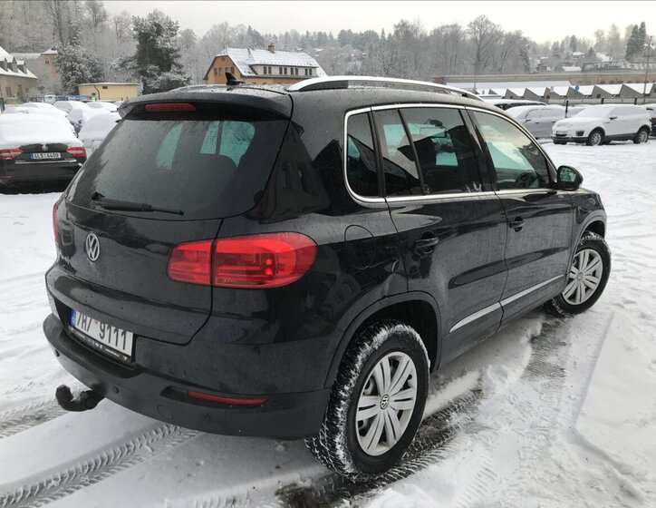 Volkswagen Tiguan SUV 2,0 l 103 kw