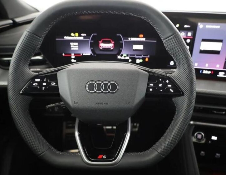 Audi Q5 SUV 2,0 l 150 kw