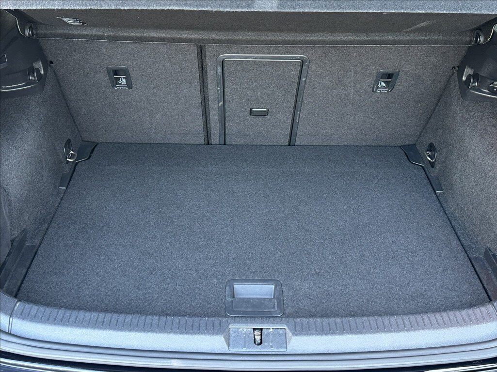 Volkswagen Golf Hatchback 2,0 l 180 kw