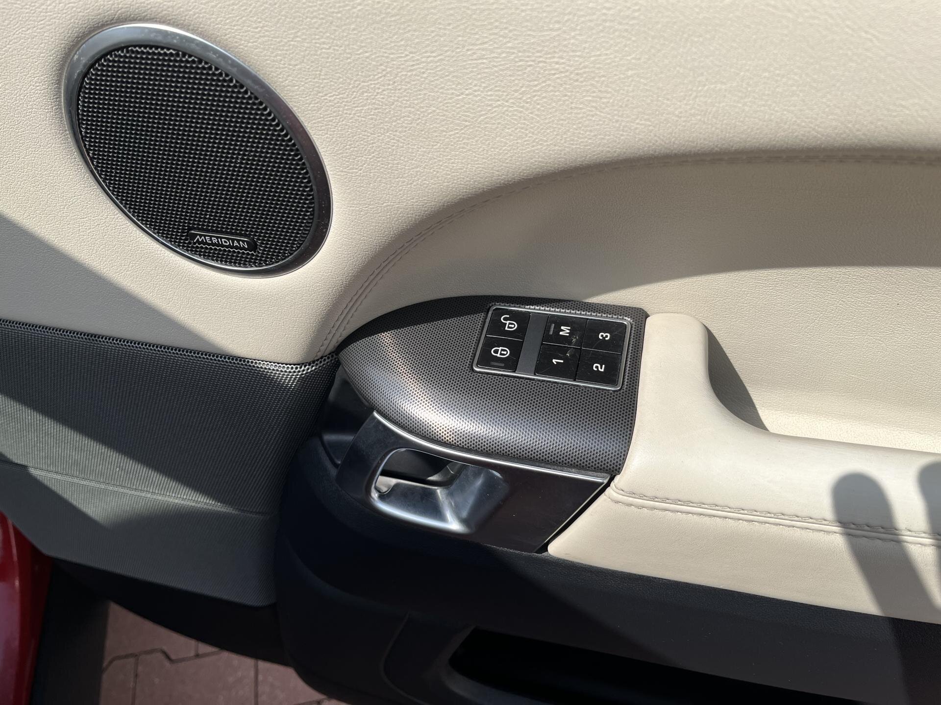 Land Rover Range Rover Sport SUV / Terénní 3,0 l 190 kw