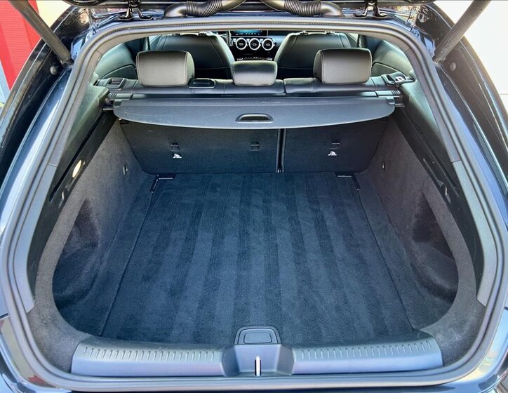 Mercedes-Benz CLA Kombi 1,5 l 85 kw