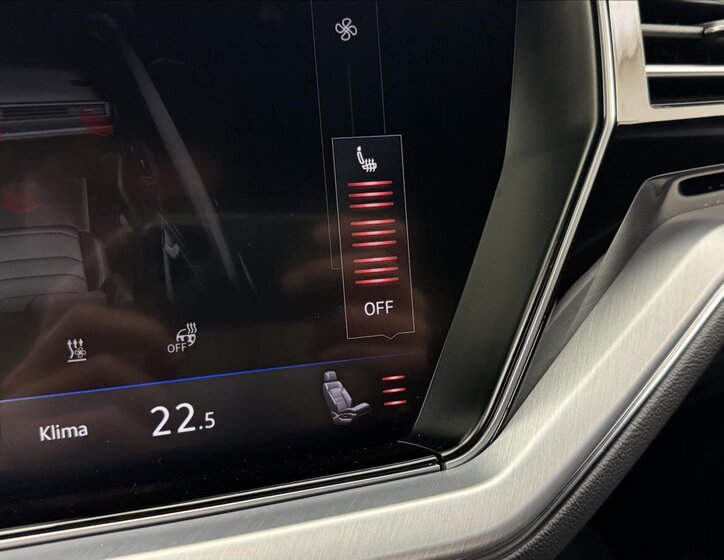 Volkswagen Touareg SUV 3,0 l 210 kw