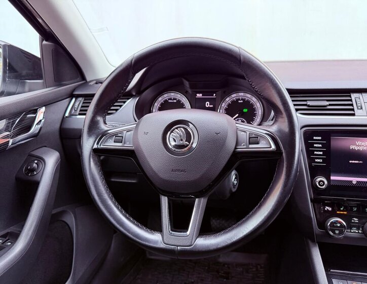 Škoda Octavia 16