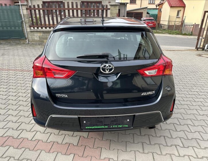Toyota Auris Hatchback 1,6 l 98 kw