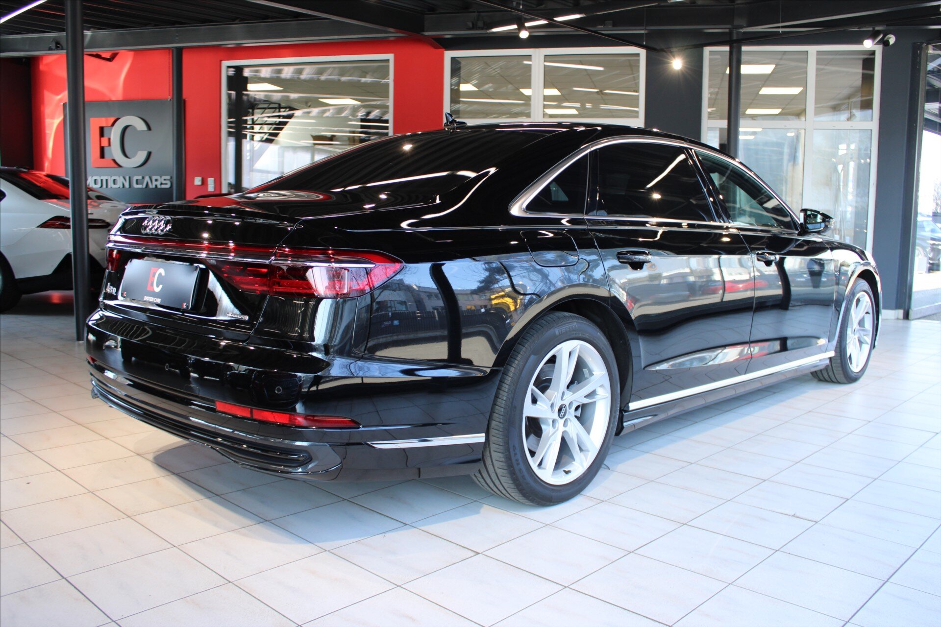 Audi A8 Ostatní 3,0 l 210 kw