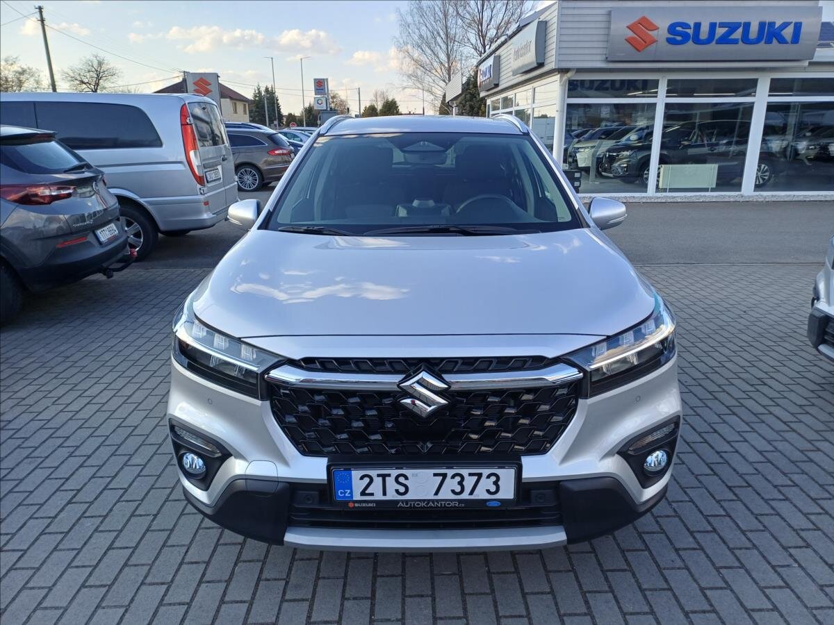 Suzuki S-Cross SUV / Terénní 1,4 l 81 kw