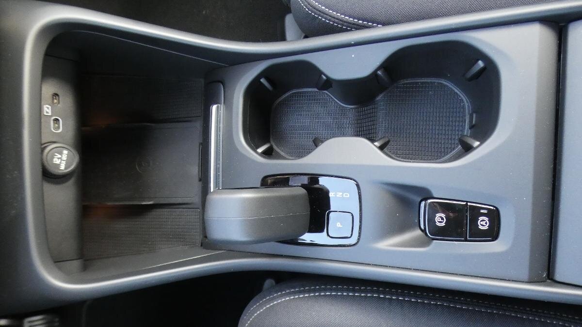 Volvo XC40 SUV 2,0 l 120 kw