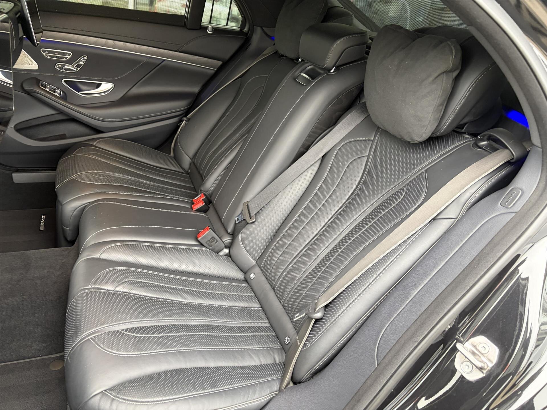 Mercedes-Benz Třídy S Sedan / Limuzína 4,0 l 345 kw