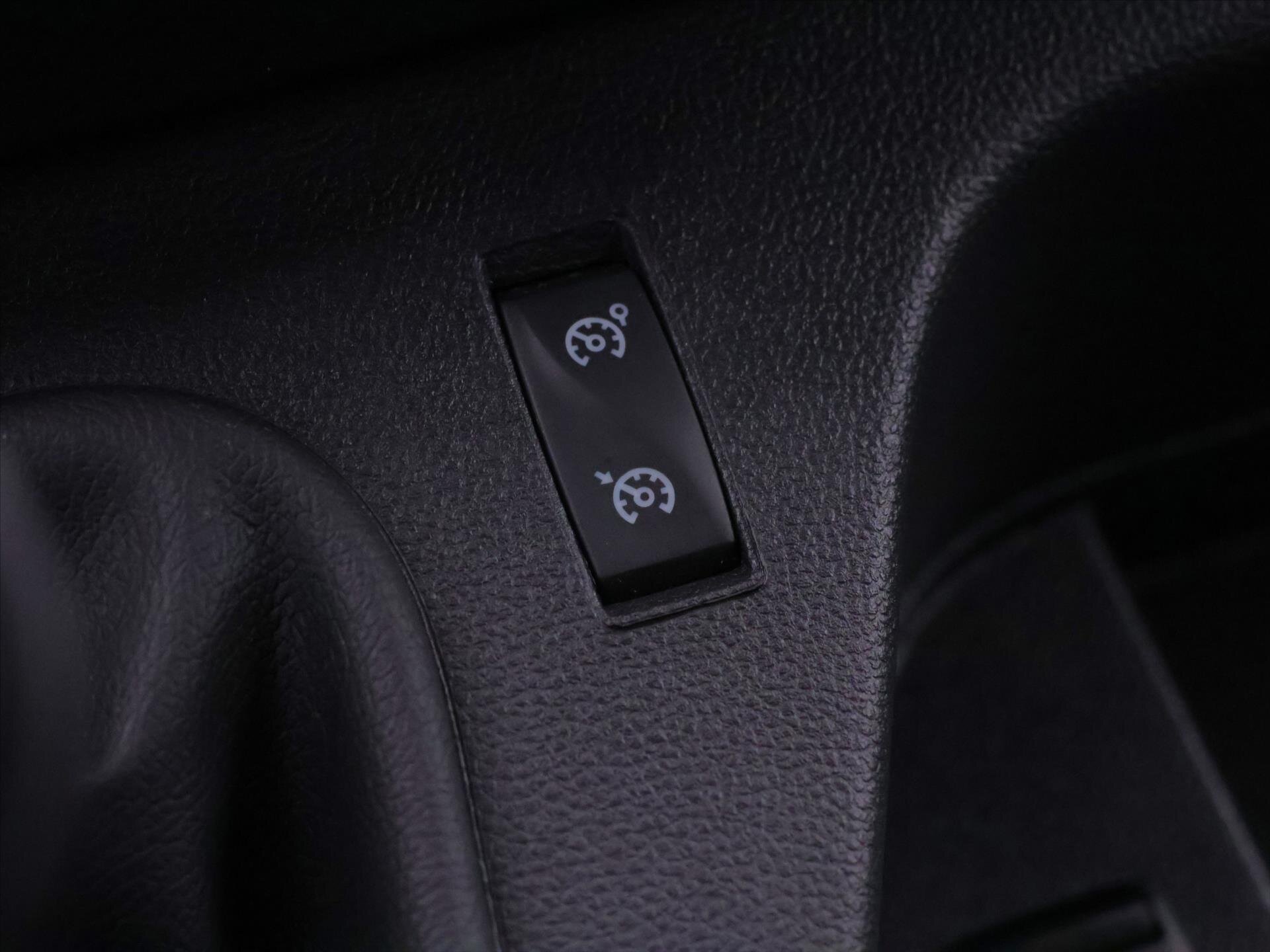 Renault Master Skříň 2,3 l 100 kw