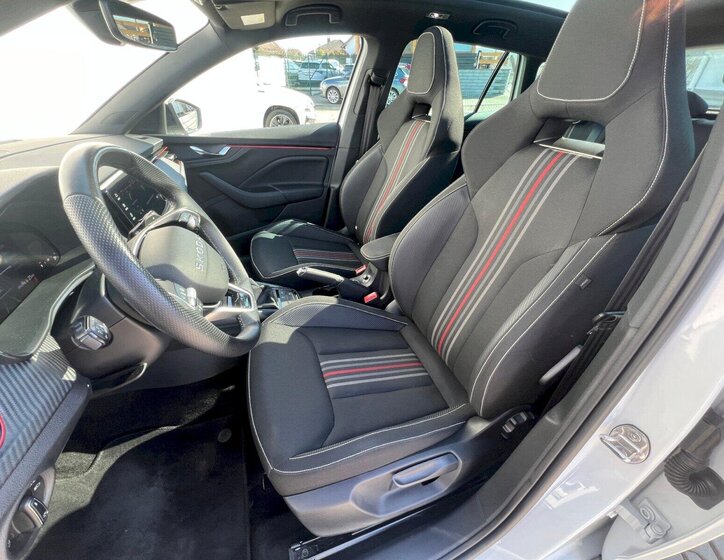 Škoda Scala Hatchback 1,0 l 85 kw