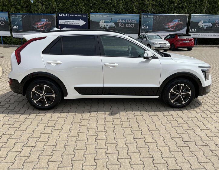KIA Niro CUV / Crossover 1,6 l 95 kw